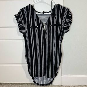 Sweet Wanderer black and white striped maternity shirt